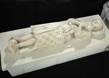 Effigy of Robert II (1250-1302) Count of Artois, 1317